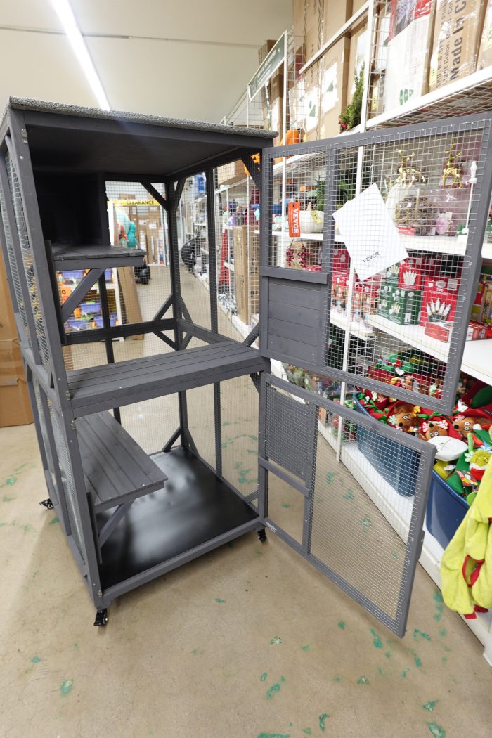 3-Tier VEVOR Outdoor Cat Playpen / Catio with Wheels, Windows and Doors - Image 9