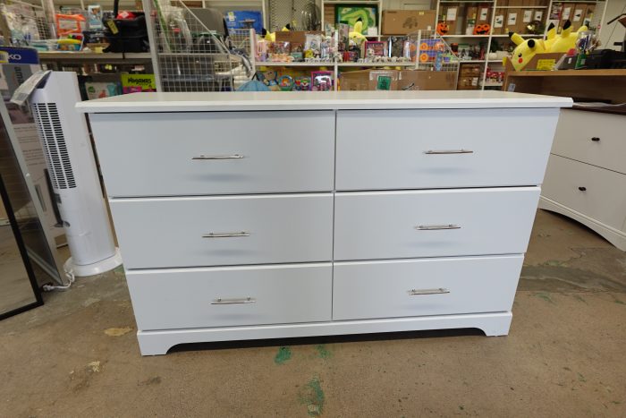 6 Drawer Storkcraft Brookside Double Storage Dresser in White - Image 2