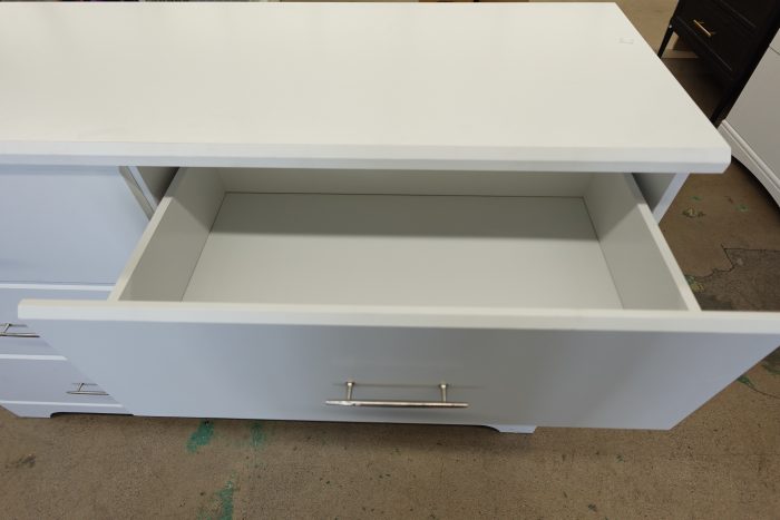 6 Drawer Storkcraft Brookside Double Storage Dresser in White - Image 7