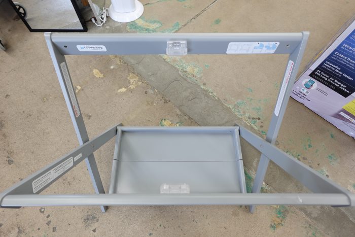 UPPAbaby Baby Bassinet Elevated Stand - Image 3