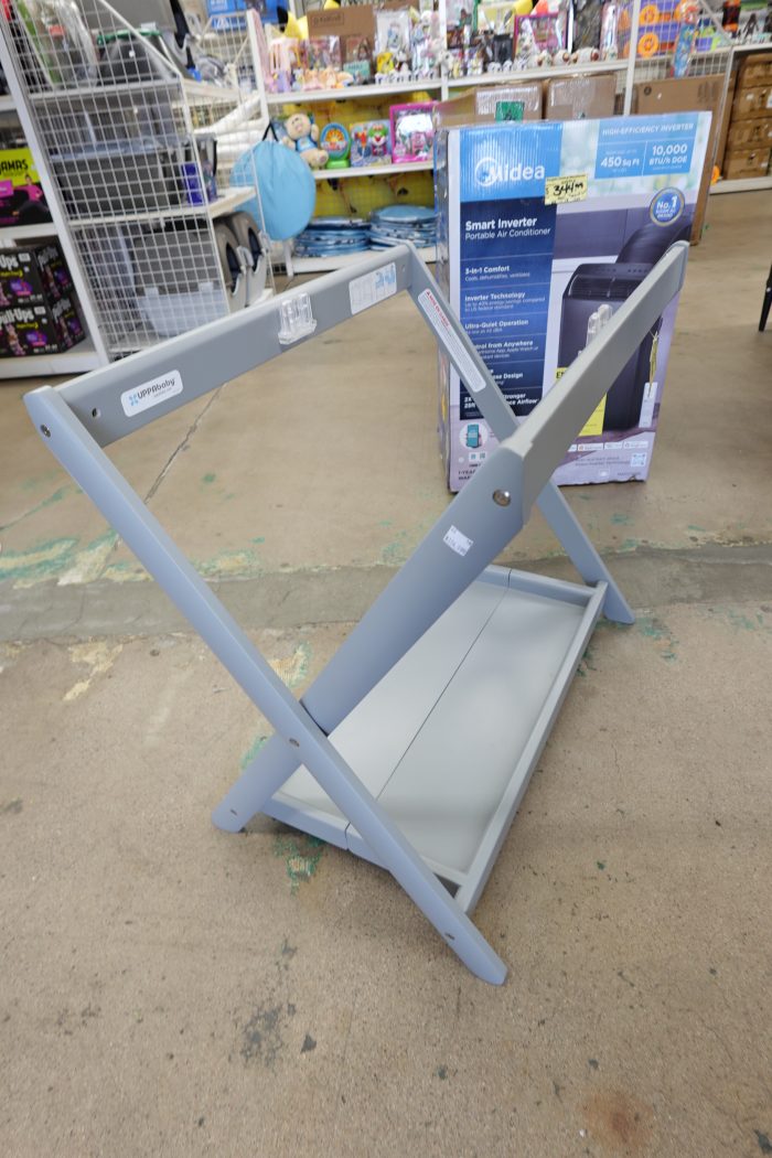 UPPAbaby Baby Bassinet Elevated Stand - Image 4