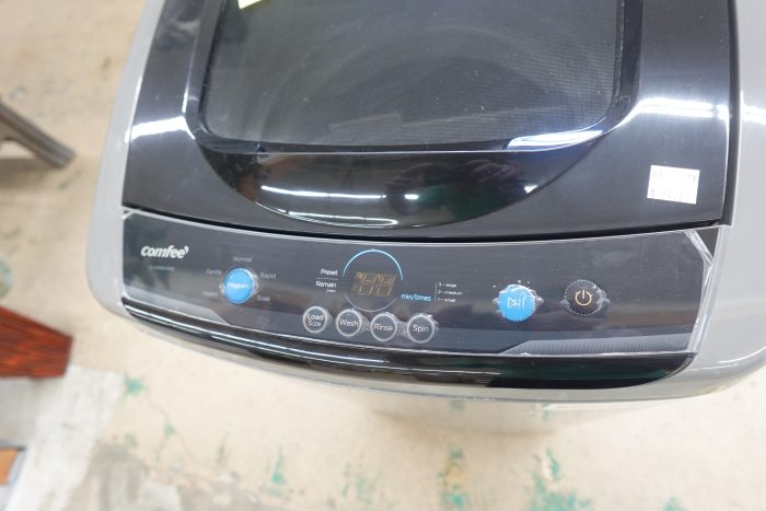 Comfee 0.9 cu.ft Portable Washer / Washing Machine with LED Display in Gray - Image 5