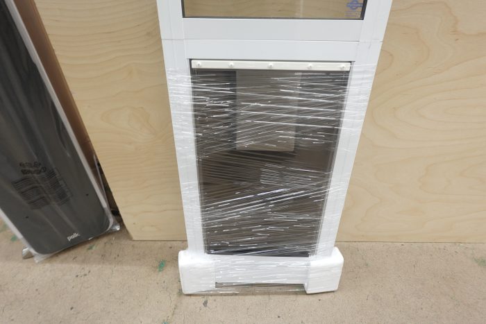 Large PetSafe Adjustable Height 91 7/16" to 96" Doggy Door for Sliding Glass Door - Image 4