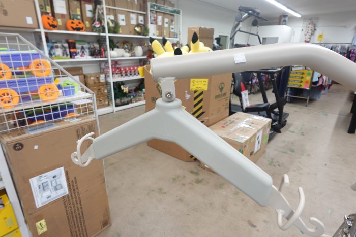 Invacare Lightweight Hydraulic Patient Lift 450 lb. Weight Capacity - Image 6