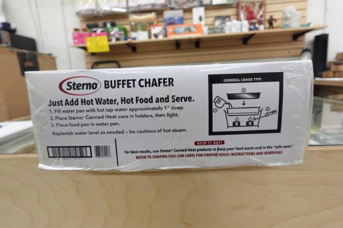 Sterno 70153 8-Qt Foldable Frame Buffet Party Chafer Set in Stainless Steel Finish - Image 6