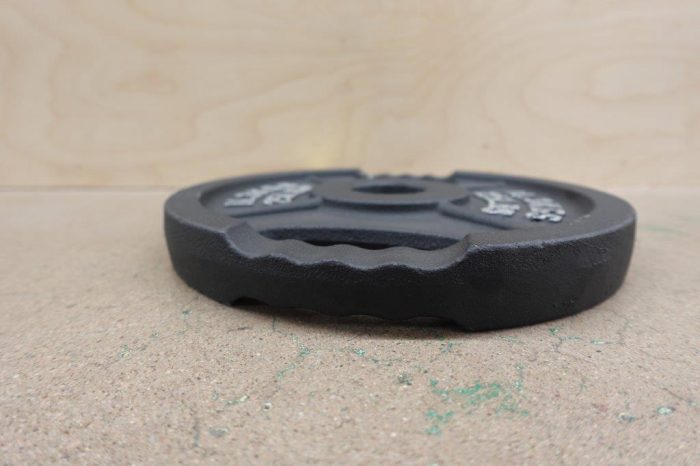 BalanceFrom Cast Iron Weight Plate 25 lb (Single) - Image 6