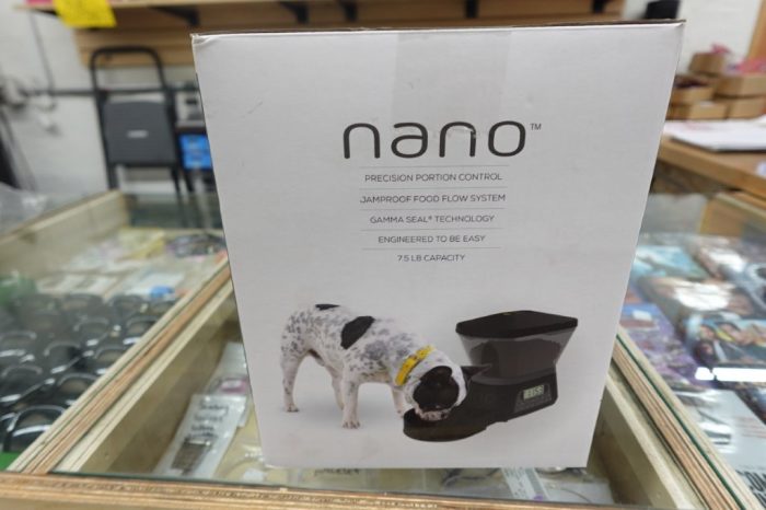 Gamma2 Nano Programmable Automatic Cat and Dog Pet Feeder - Holds 7.5 Pounds - Image 4