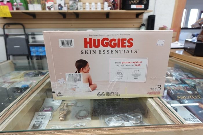Huggies Skin Essentials Baby Diapers - Size 3 (16-28 Pounds) 66 Count - Image 4