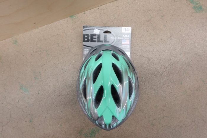 Bell Axle Bike Helmet in Color Mint For Women 14+ (52-58cm) - Image 2