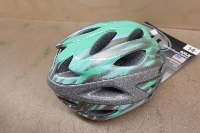 Bell Axle Bike Helmet in Color Mint For Women 14+ (52-58cm) - Image 3
