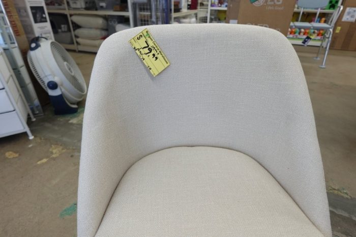 Better Homes and Gardens Springwood Dining Chair in Light Honey Finish - Image 4