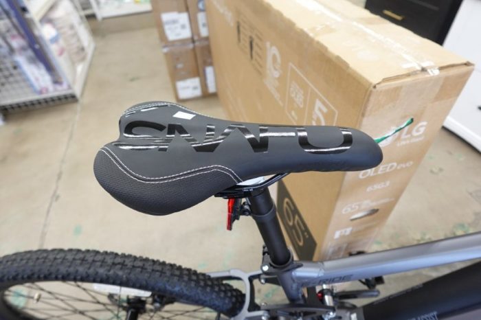 29" Hyper Bicycles E-Ride 36V Electric Mountain Bike 250W E-Bike in Grey - Image 11