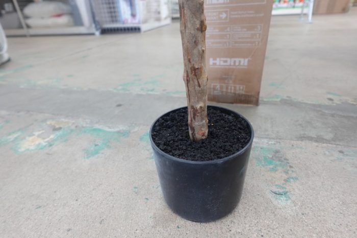 6 ft Artificial Olive Plants with Realistic Leaves and Trunk Natural Decoration - Image 6