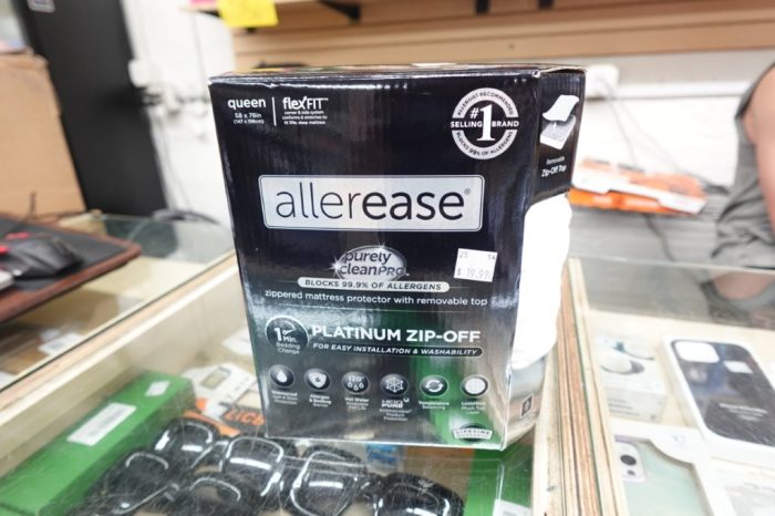 AllerEase Platinum Mattress Cover Protector Queen - ZipOff Top and Waterproof - Image 2