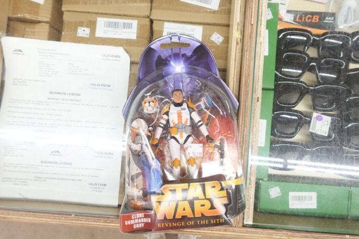 Star Wars The Black Series Clone Commander Cody Anniversary Action Figure 6” - Image 3