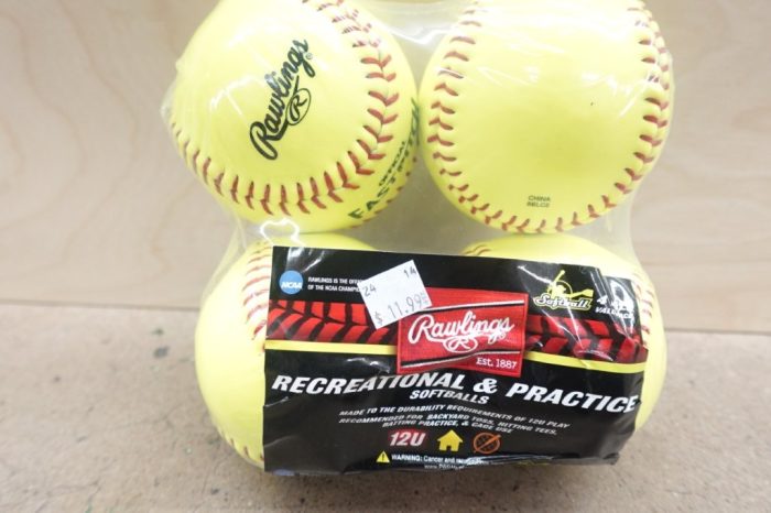 Rawlings NCAA Recreational Fastpitch Softballs 12" 4 Count Set Ball - Image 3
