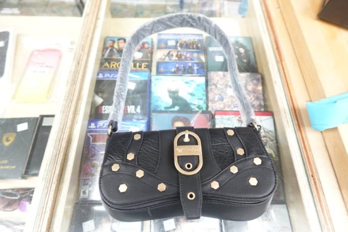 Jessica Simpson Women's Courtney Faux Leather Flap Handbag - Meteorite - Image 2