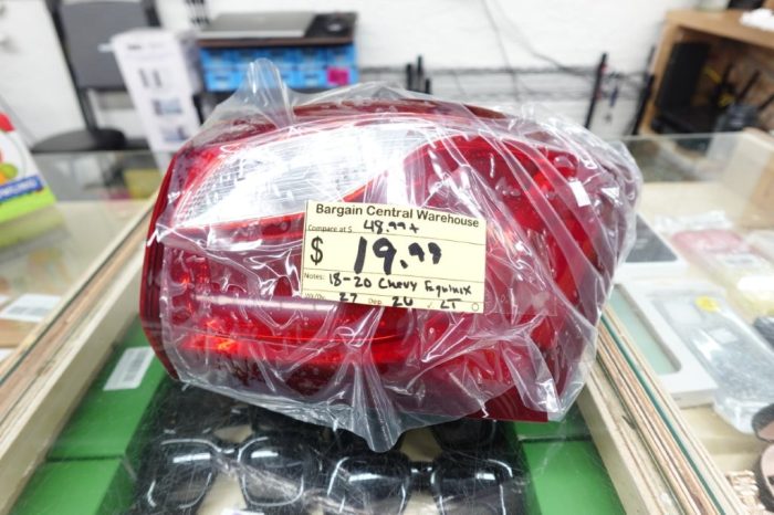 2018-2020 Chevy Equinox Halogen Rear Tail Light Outer Right Passenger Side - Image 2