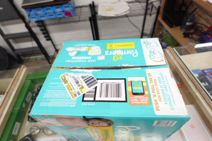 Size 4 Pampers Swaddlers Baby Diapers Skin Protection - 66 Count - Image 5