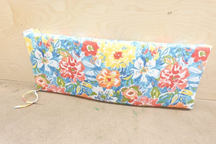 Jordan Manufacturing 48" x 18" Multicolor Floral Outdoor Swing Bench Cushion - Image 3