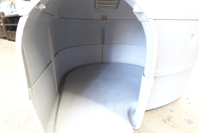 Outback Igloo Dog House Heavy Duty Plastic 33"L XL Dogs up to 90 lb - Gray - Image 6