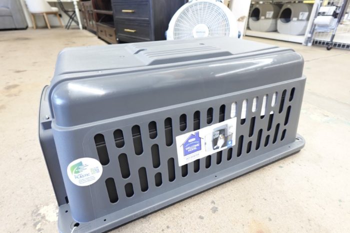 Petmate Travel Dog Kennel Portable Plastic Carrier For Dogs 50-70 Pounds - Gray - Image 3