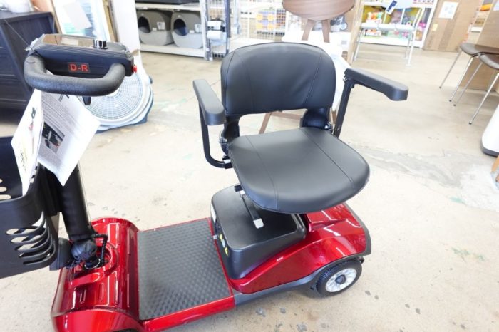 Morrean 4 Wheels Folding Travel Mobility Scooter Electric Wheelchair - Red - Image 4