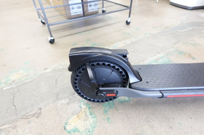 SISIGAD HY-B15 300W 8.5" Foldable Electric Scooter 19Mph Speed - Image 8