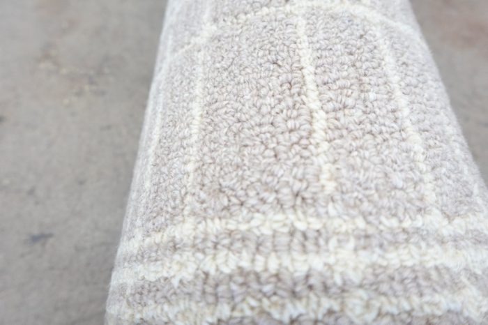 Better Homes & Gardens Beige Plaid Wool Indoor Area Rug Carpet - 7'10"x9'10" - Image 3