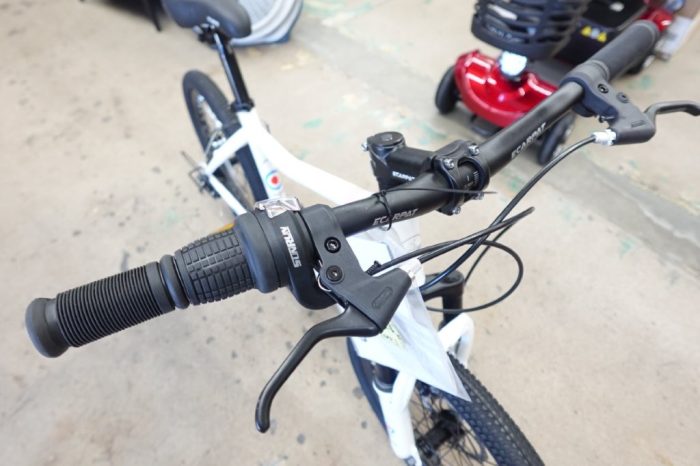 Ambifirner 20" Mountain Bike Alloy Frame with Dual-Disc Brake for Rider 4'2'-5'6" - Image 4