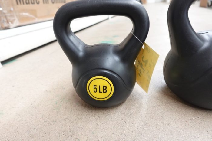 Wide Grip Kettlebell Fitness Weight Set 4-Pieces: 5lb 10lb 15lb and 20lb Kettlebells - Image 4