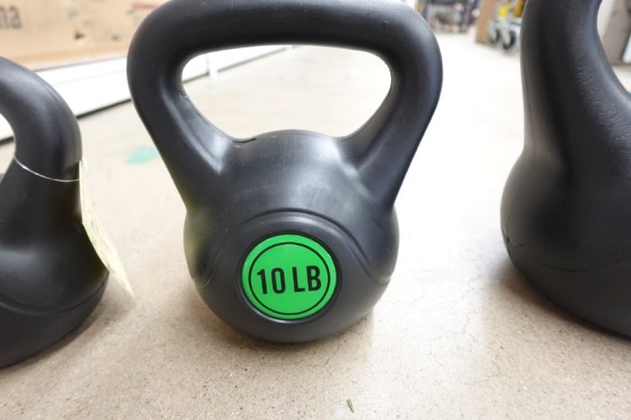 Wide Grip Kettlebell Fitness Weight Set 4-Pieces: 5lb 10lb 15lb and 20lb Kettlebells - Image 5