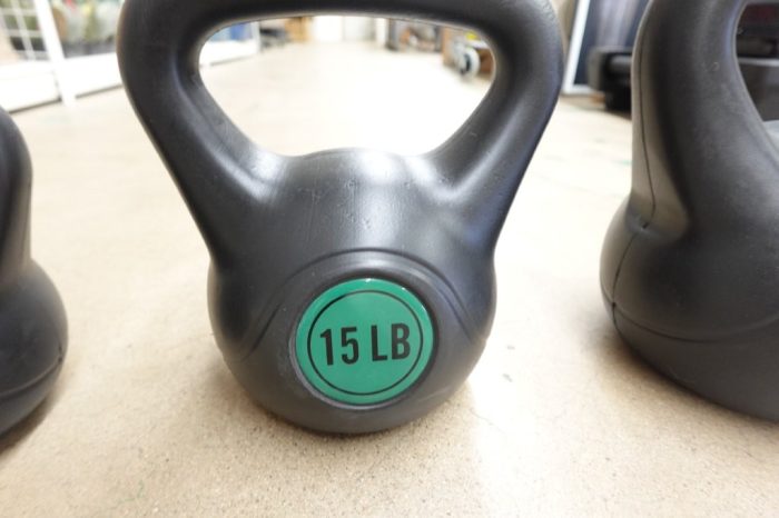 Wide Grip Kettlebell Fitness Weight Set 4-Pieces: 5lb 10lb 15lb and 20lb Kettlebells - Image 6