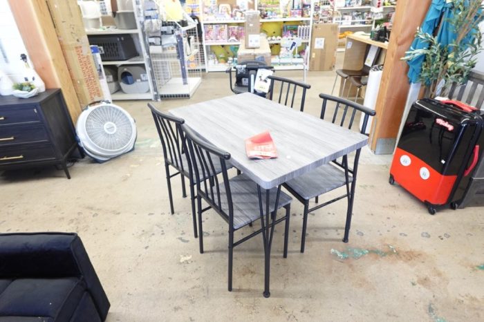 5Piece Indoor Modern Metal Wood Rectangular Dining Table Set w/ 4 Chairs - Gray - Image 3