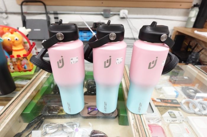 JUSTLET 32oz Insulated Stainless Steel Water Bottle with 2 Lids - Bubble Gum. - Image 2