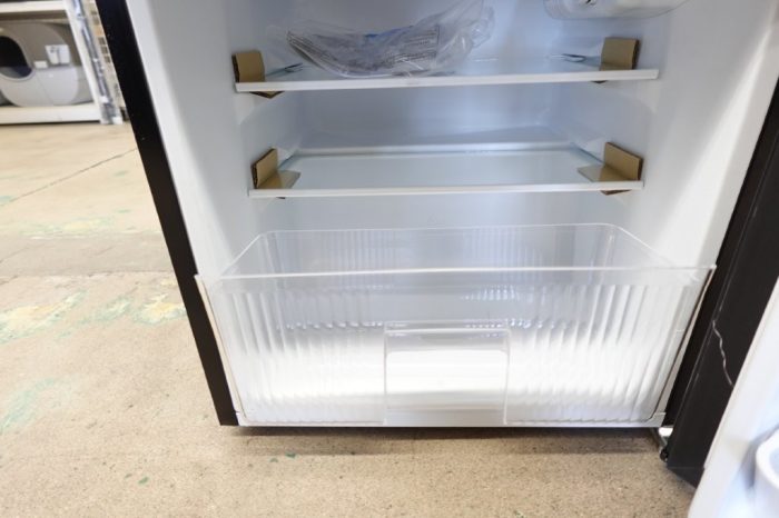Arctic King E-Star Food Storage 3.2 Cu ft Two Door Mini Fridge with Freezer - Black - Image 6