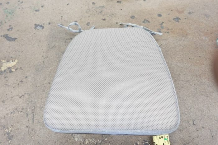 AAAAAcessories Chair Cushion 2" Thick with Ties and Removable 17" x 16" - Gray - Image 5