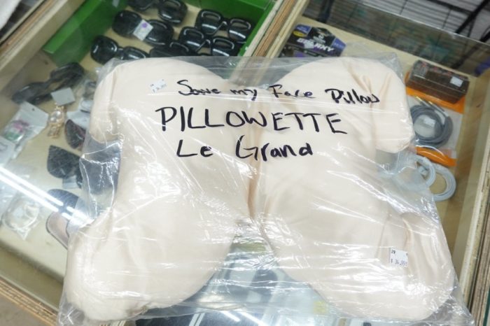 Save My Face!" Pillow The Original Anti-Wrinkle PILLOWETTE - Satin Champagne - Image 2