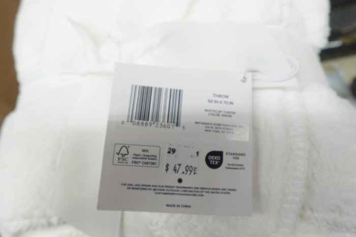 UGG Whitecap Plush Throw Blanket Fleece Lightweight Throw - White Snow - Image 5
