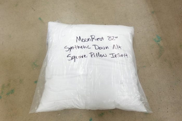 MoonRest® 32x32 Inch Synthetic Square Pillow Insert Form Stuffer Hypoallergenic - Image 2