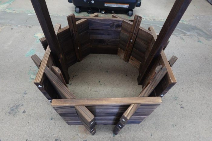 Amopatio Wooden Wishing Well Planter – Rustic Outdoor Garden Decor - Image 2