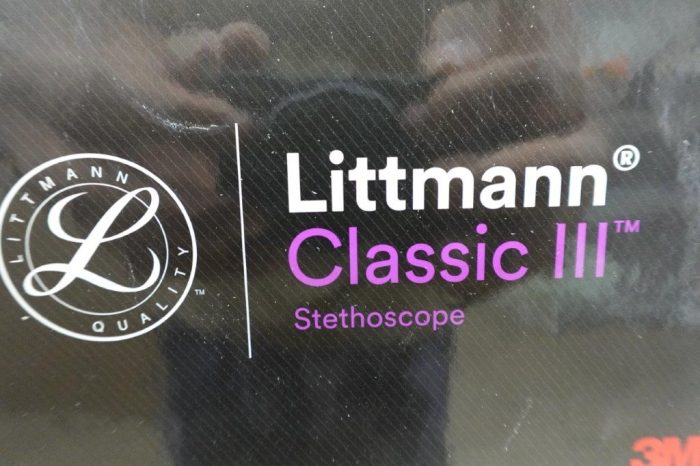 Littmann Classic III Monitoring Stethoscope Smoke Black Tube - Image 4