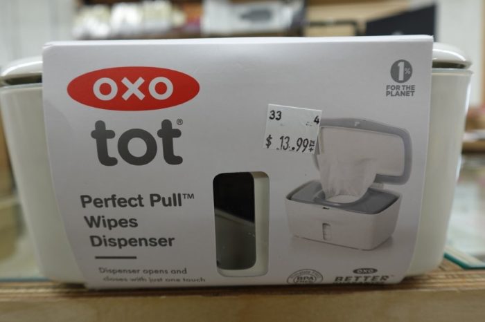 OXO Tot Perfect Pull Wipes Dispenser - Gray - Image 4