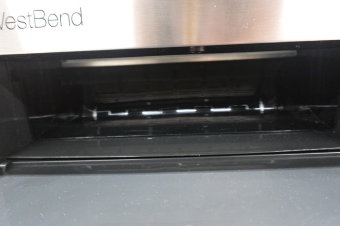 West Bend QuikServe 2-Slice Toaster, Extra Wide Slots, Stainless Steel - Image 2
