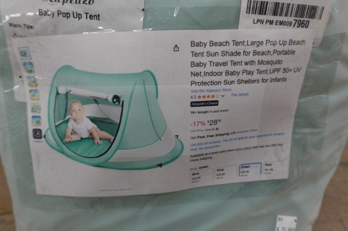 Baby Pop-Up Beach Tent with UPF 50+ UV Protection & Mosquito Net - Image 2