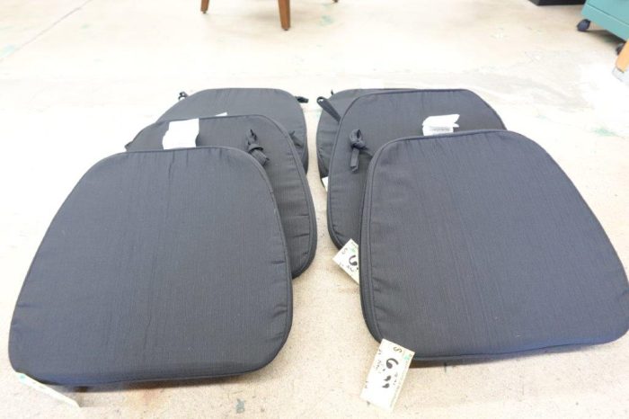 D-Shaped 2.5" Thick Dining Kitchen Chair Seat Cushions with Ties in Black - Image 2