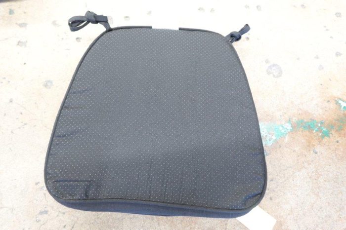 D-Shaped 2.5" Thick Dining Kitchen Chair Seat Cushions with Ties in Black - Image 5