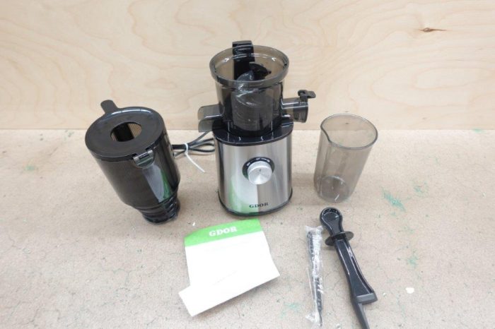 GDOR Cold Press Juicer Machine in Silver - Image 5