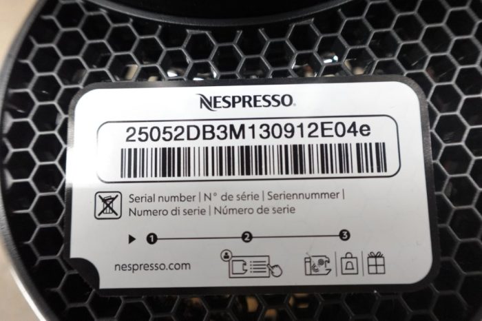 Nespresso Vertuo Plus Deluxe Coffee & Espresso Maker with Aeroccino Milk Frother - Image 13