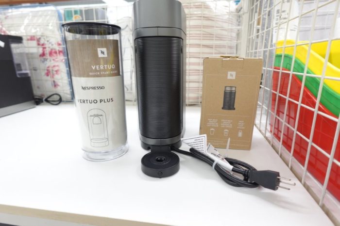 Nespresso Vertuo Plus Deluxe Coffee & Espresso Maker with Aeroccino Milk Frother - Image 3